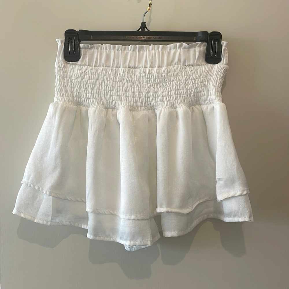 White ruffle skort